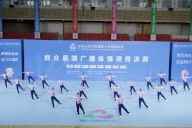 切尔西客场2-1哥本哈根，里斯-詹姆斯、恩佐破门，古斯托伤退